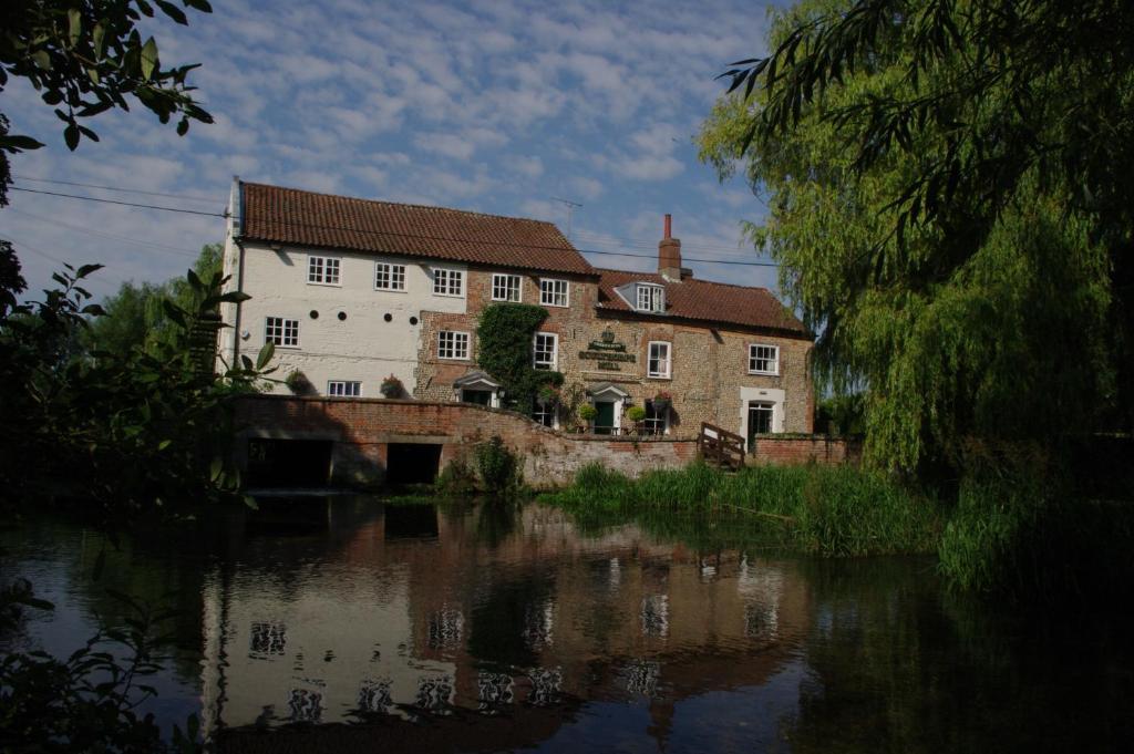 Sculthorpe Mill Fakenham Exterior photo